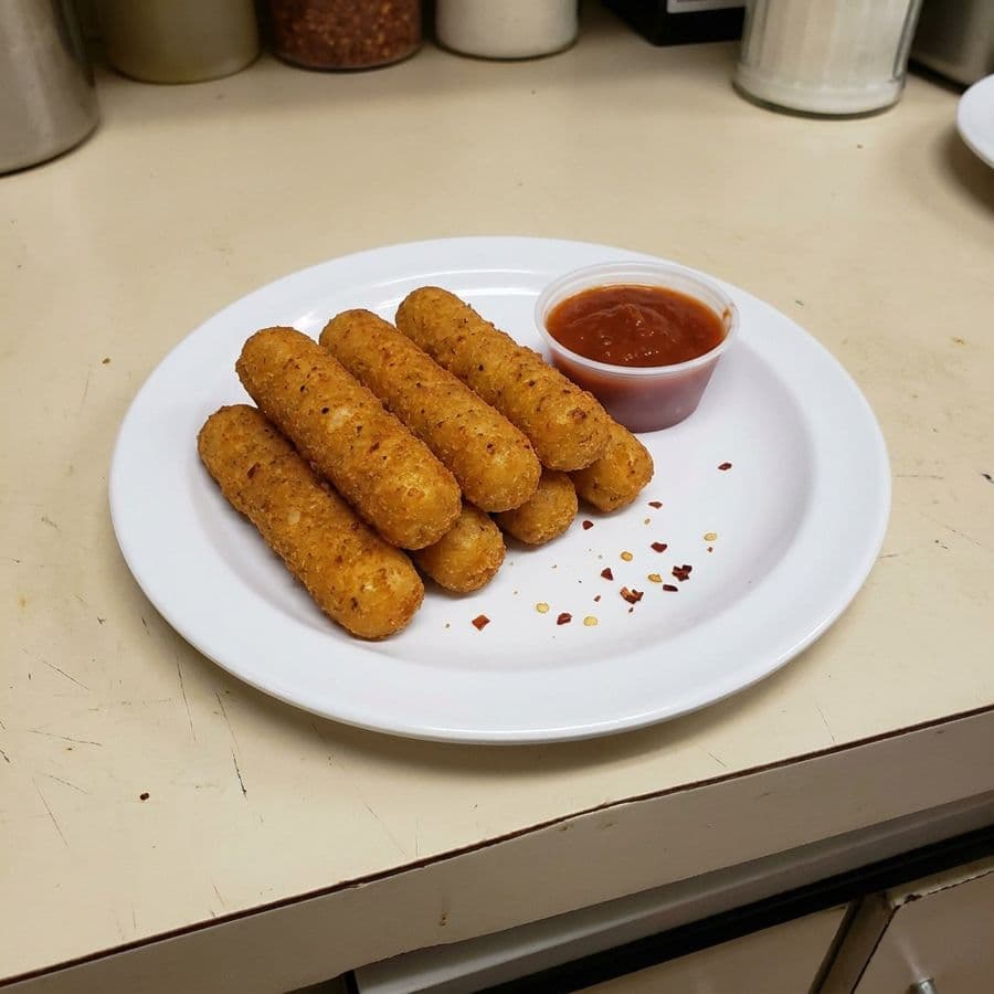 Mozzarella Sticks (5 PCS)