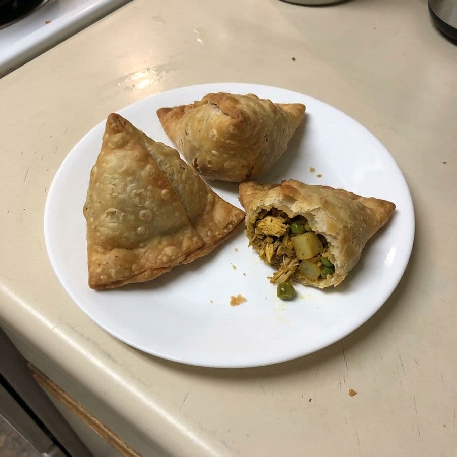 Chicken samosa (3 PCS)